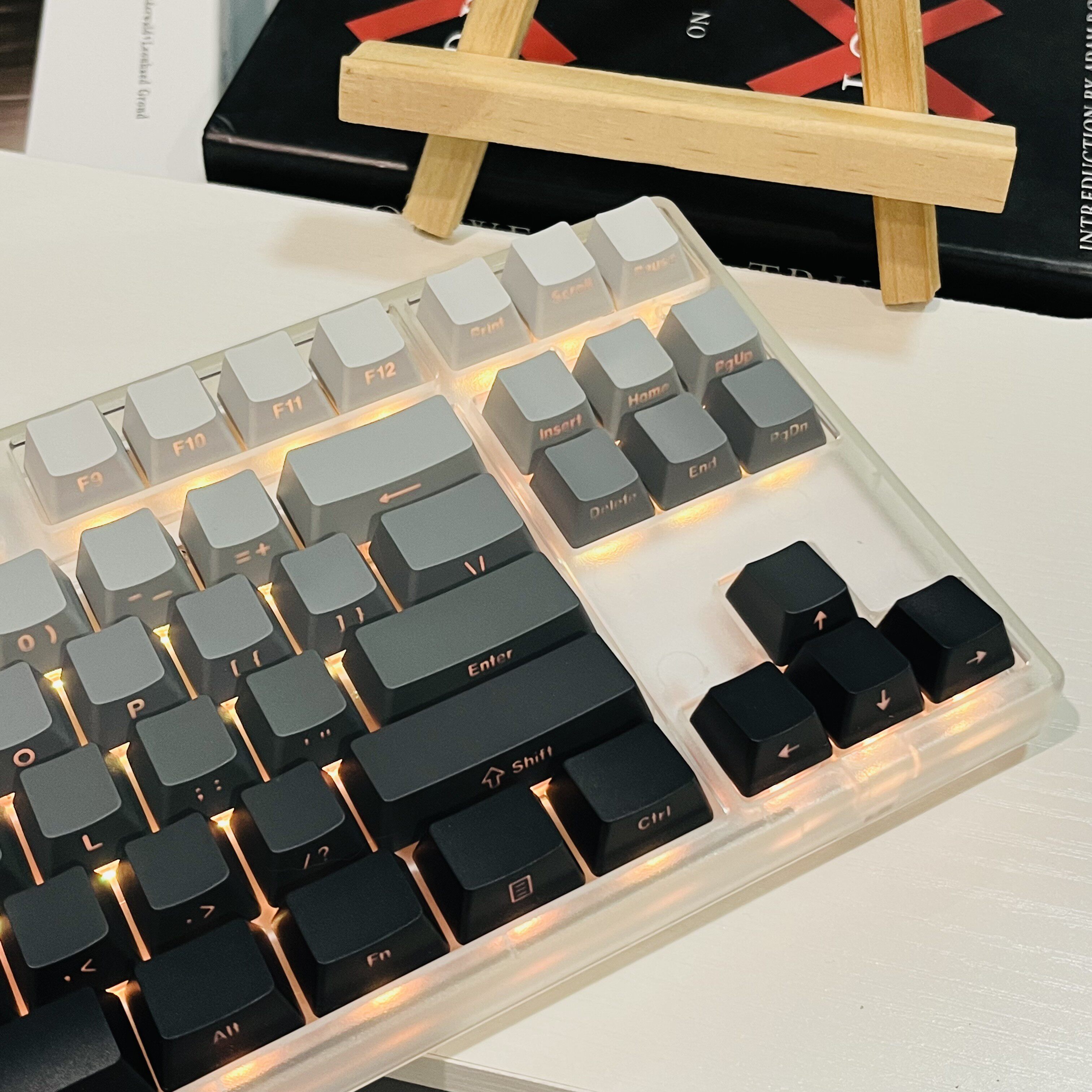 K87键机械键盘红轴白光透明极昼微尘侧刻插拔轴游戏家用办公有线