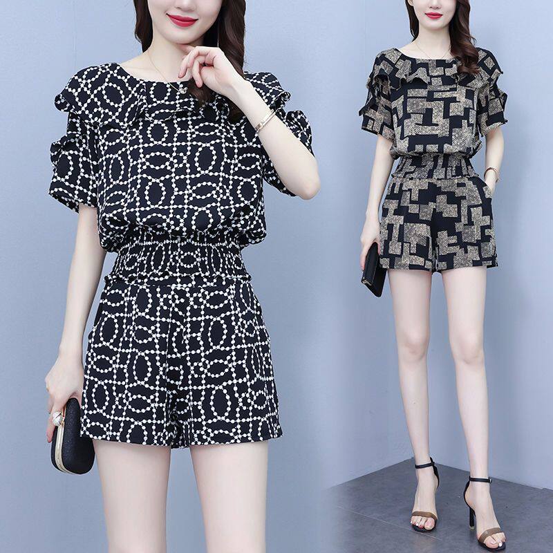高级气质套装女夏季新款宽松大码女装时尚印花露肩短袖减龄两件套