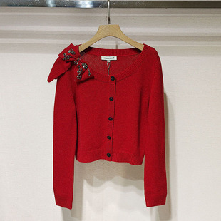 深圳南油2026春女装 上衣 XSJ1M07D蝴蝶结斜肩毛衣单排扣针织开衫