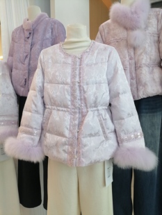 2026冬新中式国风白鸭绒羽绒服女提花盘扣保暖宽松小个子短外套潮