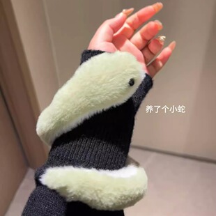 可爱小蛇公仔儿童毛绒玩具布娃娃青蛇玩偶沙发客厅摆件蛇年吉祥物