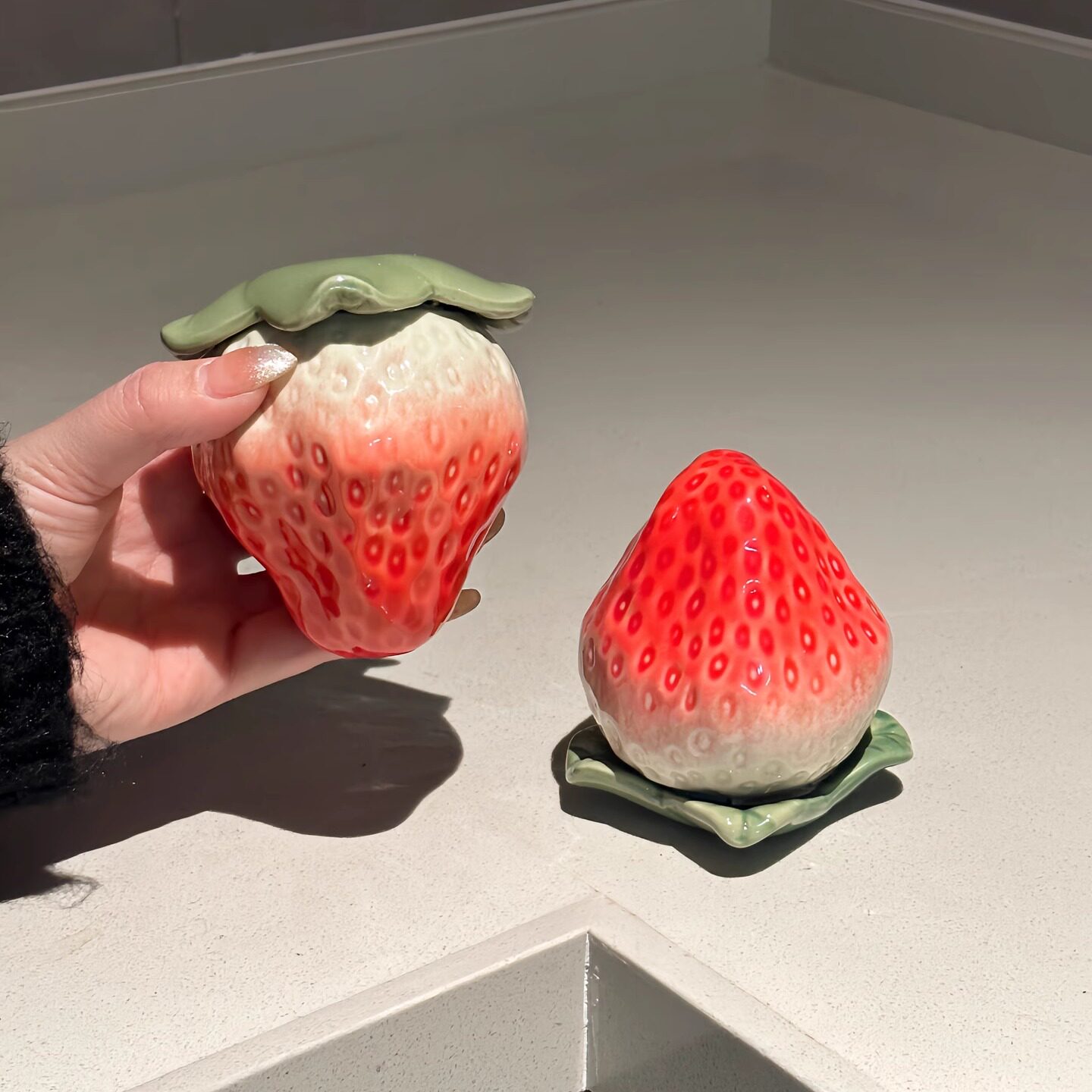 草莓茶叶罐陶瓷小号便携迷你图片