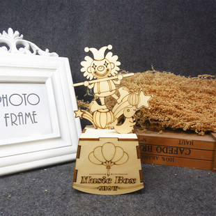 木质上链发条式音乐盒送男孩女孩六一节日礼物卡通八音盒生日礼品