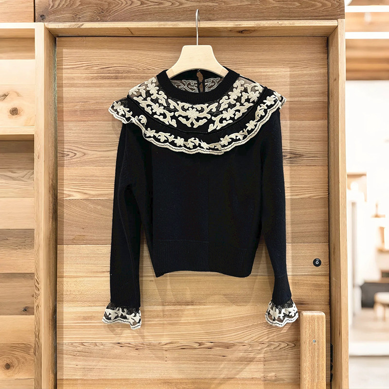 法式小众 2026早春网纱刺绣花边领拼接袖口圆领显瘦针织毛衣女