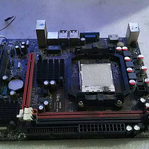 七彩虹C.A780T D3 V40 DDR3内存 AM3CPU全集成小板 带HDMI接口议