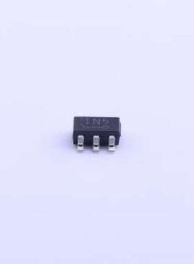 TCR2EF15,LM(CT 线性稳压器(LDO) 输入5.5V 输出1.5V~1.5V 200mA