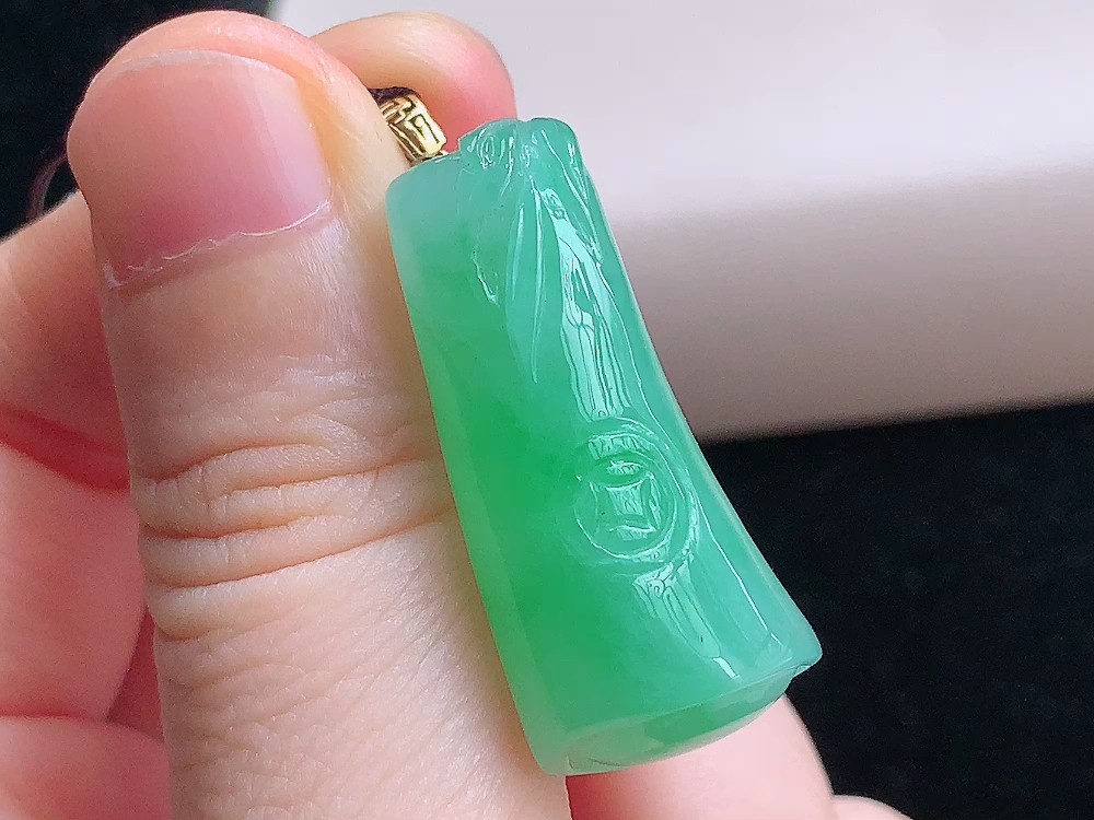 天然A货翡翠竹节吊坠 18K金镶嵌缅甸玉节节高挂件 冰绿竹子挂坠