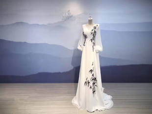 独唱礼服女大气2023新款礼仪年会宴会主持人气场女王高贵端庄优雅