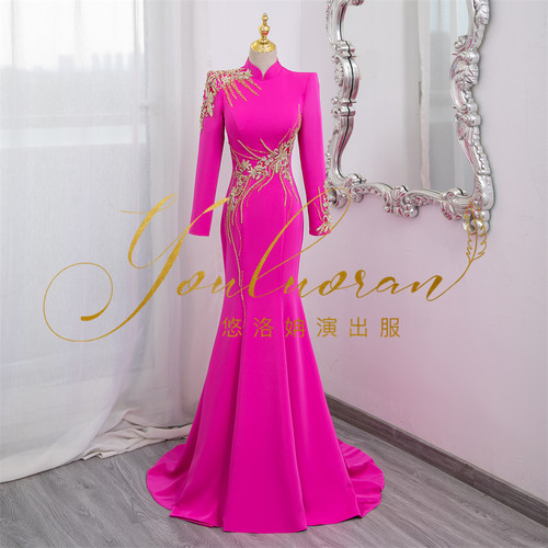 悠洛姌优雅立领长袖修身鱼尾礼服