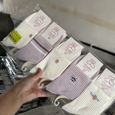 凯森袜子保暖女款纯棉透气防臭吸汗运动可爱加厚秋冬款百搭袜