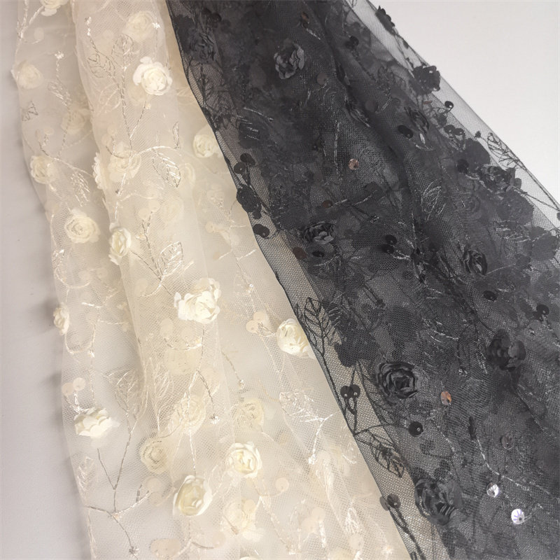 黑色小玫瑰花盘绣网眼面料 贝壳亮片刺绣 连衣裙 蓬蓬纱裙布料