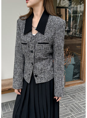 设计感卡腰小香风外套女粗花呢肌理显贵气收腰剪裁掐出小蛮腰优雅