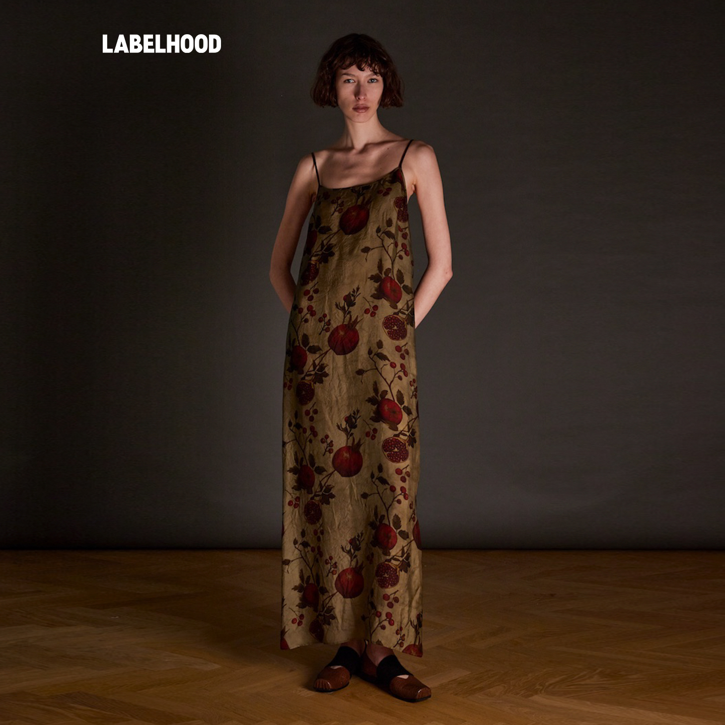 UMAWANG复古ANAYADRESS连衣裙