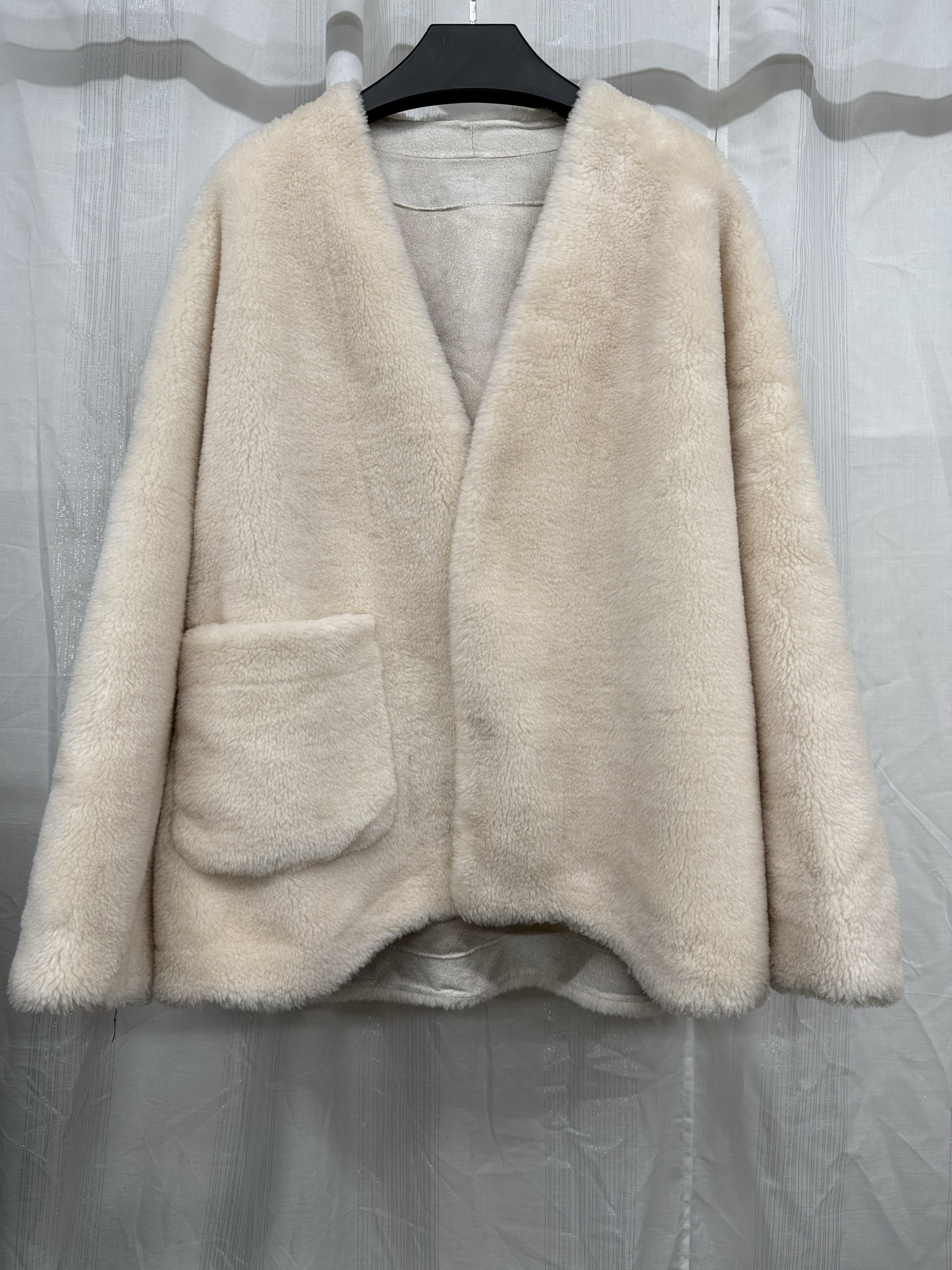 品牌非真皮皮毛一体外套/ 直接拍付收货退运