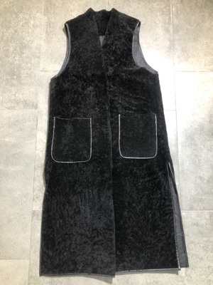 专柜高品整片羊剪绒里外皮毛一体长款背心马甲/直接拍付收货退运