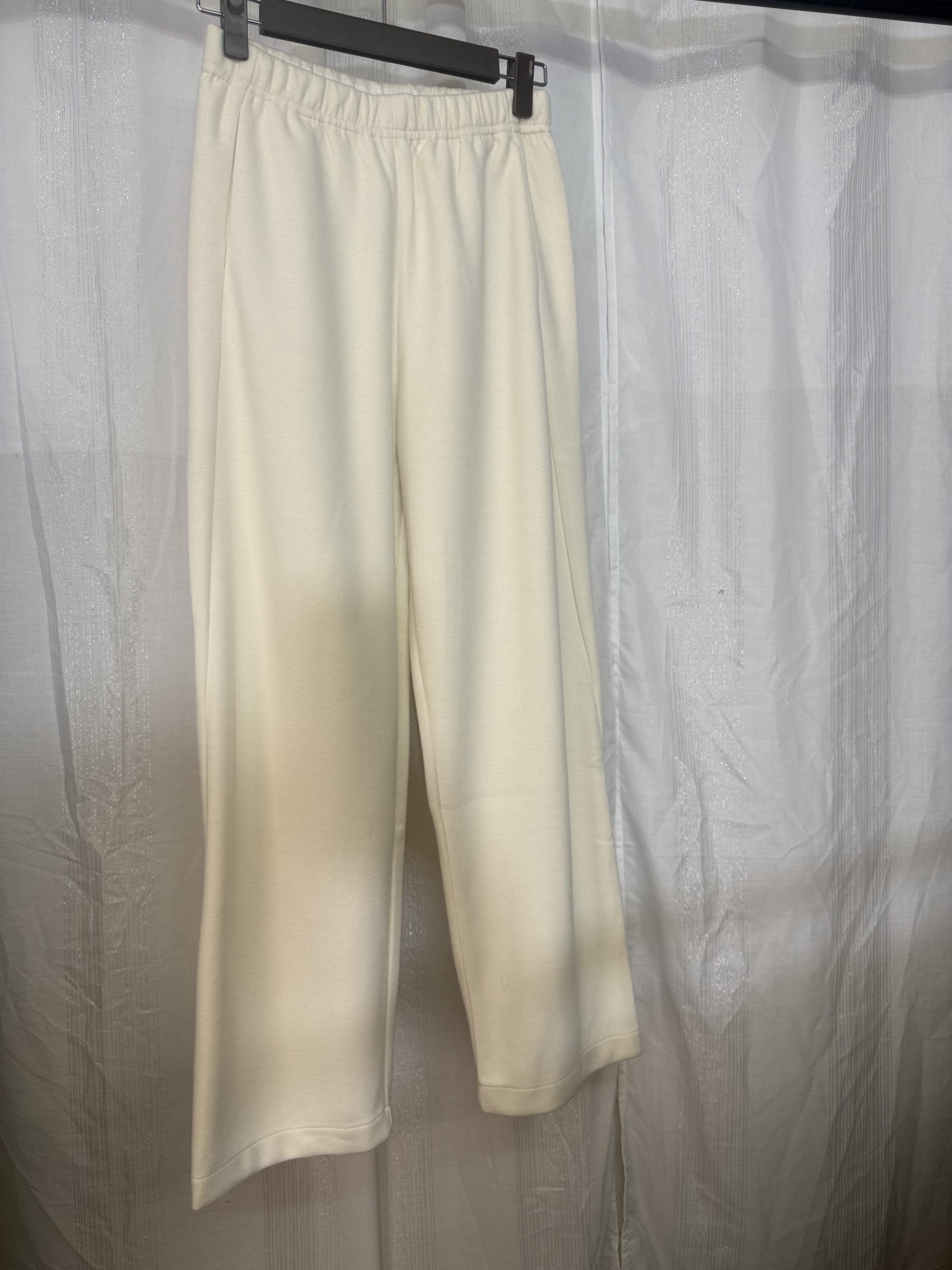 白色少量羊绒混纺休闲裤 直接拍付收货退运