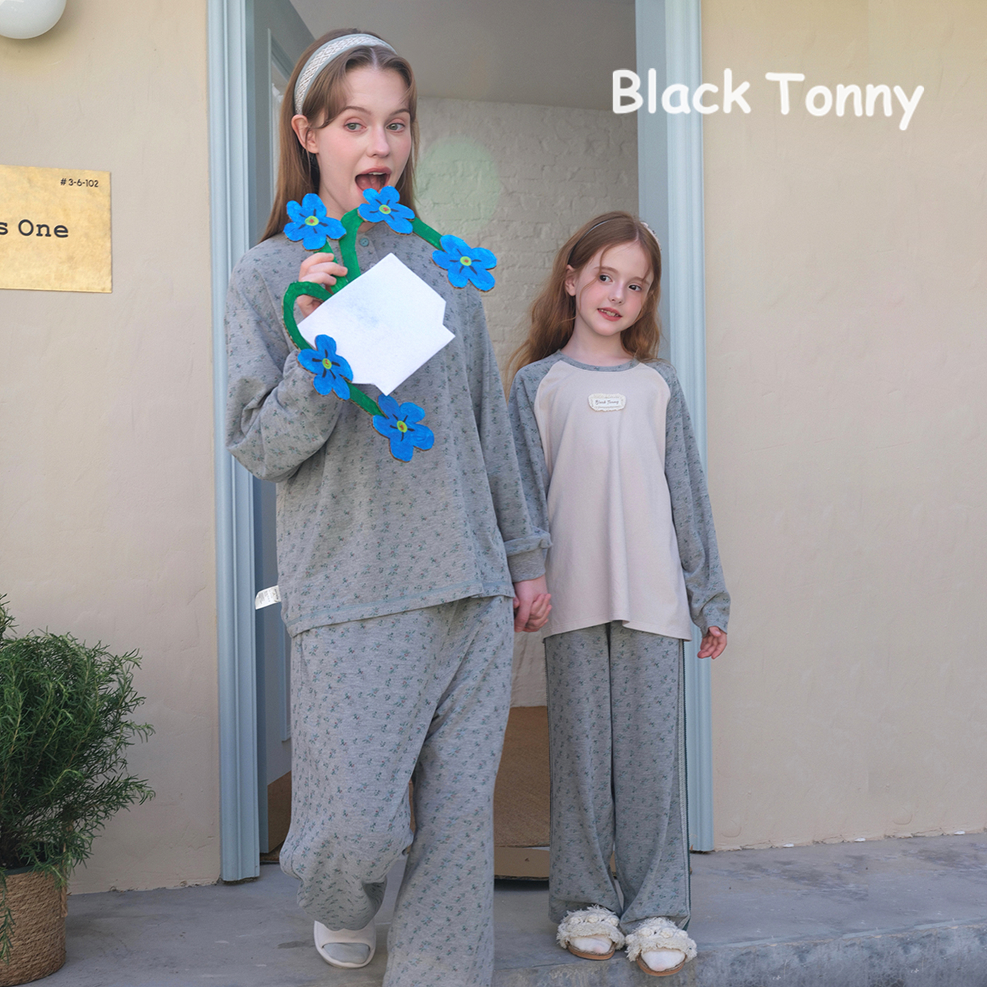 2025小黑托昵女童家居服套装