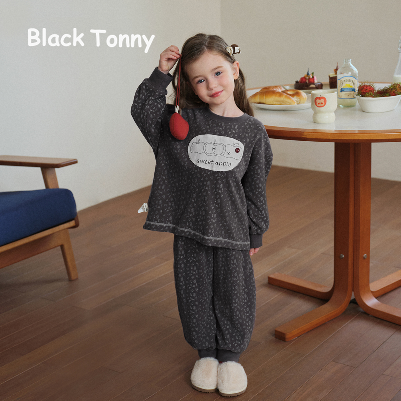 小黑托昵女童家居服套装