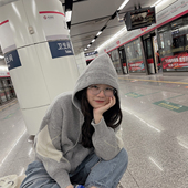 复古浅灰色宽松短款 拉链菱格羊毛毛衣连帽开衫 外套针织卫衣女秋冬