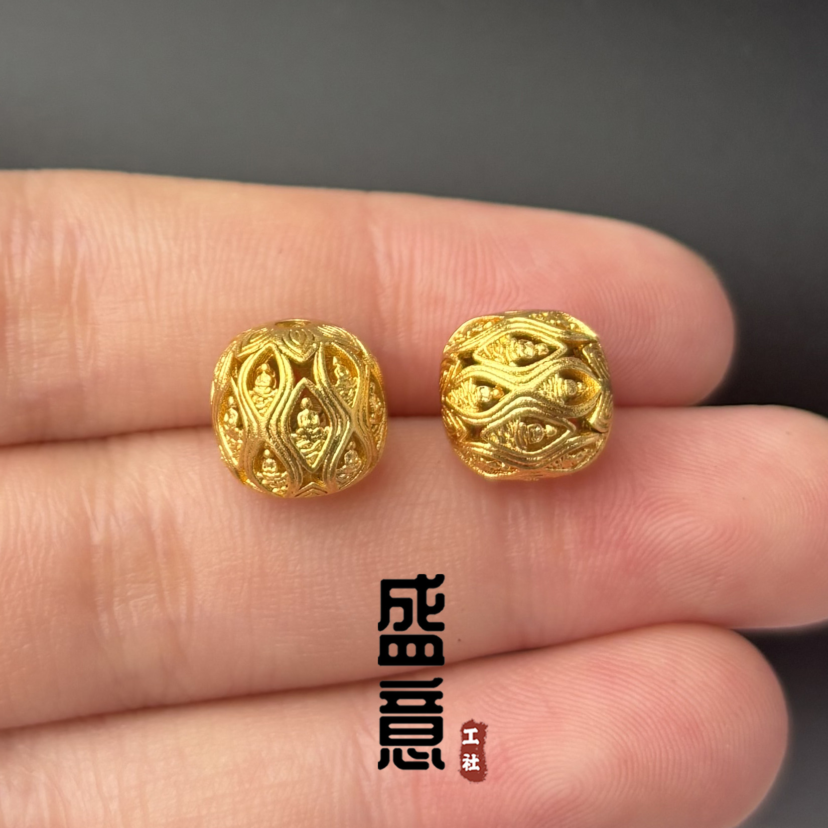 古法24K工艺黄金色镂空莲花无相打坐佛腰珠隔珠项链文玩手串配饰