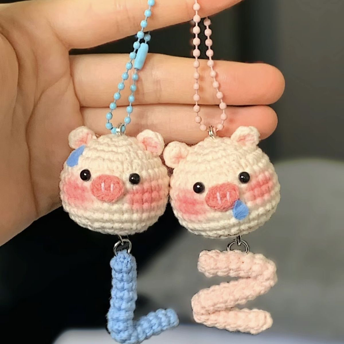 diy材料自制手工毛线编织钥匙扣挂件可爱小猪字母钩针玩偶情侣礼,服饰配件/皮带/帽子/围巾,DIY编织材料包,淘宝优惠券,粉丝福利购,淘宝优惠卷