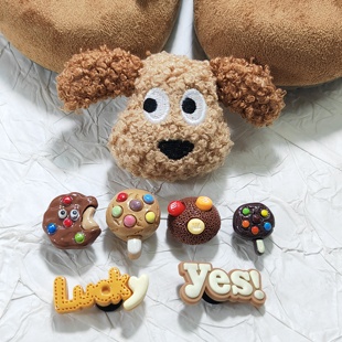 毛绒小狗鞋扣复古包头拖鞋洞洞鞋DIY配饰半包勃肯鞋可拆卸鞋花女