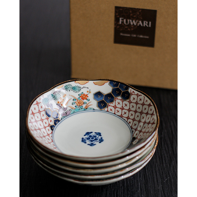 日本进口美浓烧伊万里陶瓷碟子点心盘钵复古风料理餐具礼品套装盒