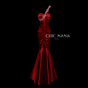 ChicNaNa暗夏焰火缎面鱼尾包臀连衣裙新娘裙生日宴会裙敬酒礼服裙