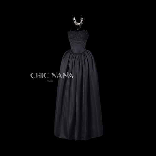 优雅蓬蓬裙手工贴花重工