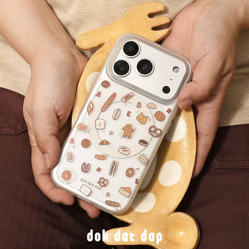 dokdatdap面包小猫拼贴原创iPhone17pro手机壳个性适用苹果16pro磁吸手机壳可新款爱手绘卡通苹果小众设计17