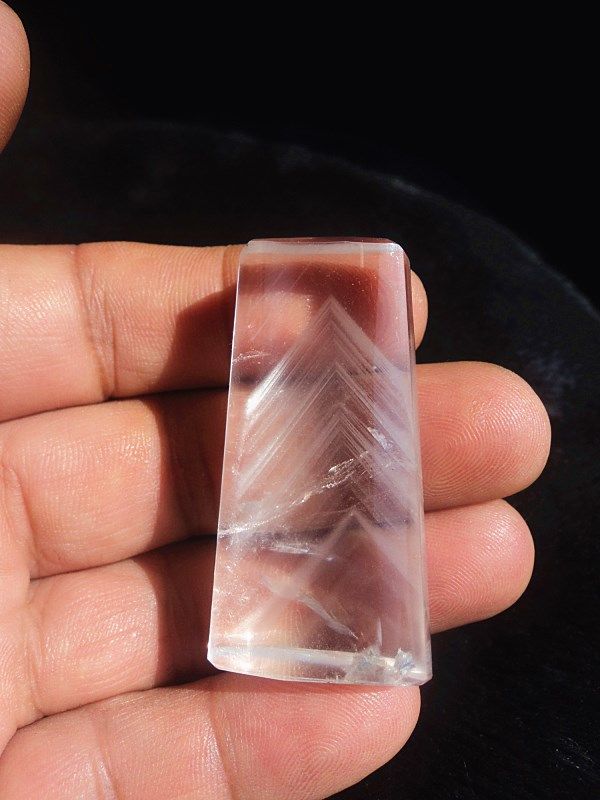 晶山角商城天然绿幽灵内有千层山金字塔型吊坠 50*26*14mm 32.5g,饰品/流行首饰/时尚饰品新,颈饰,淘宝优惠券,粉丝福利购,淘宝优惠卷