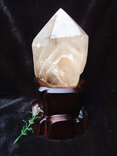 晶山角商城天然绿幽灵金字塔千层山水晶柱230×105mm