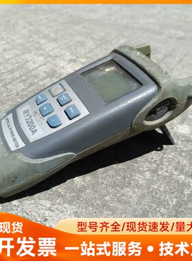 瑞研光纤测试仪型号是RY3200A 八按键正常。收回来的，电
