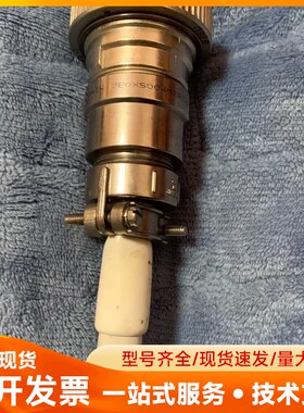 AMP 380XS004M2812A3-700P连接器一个，