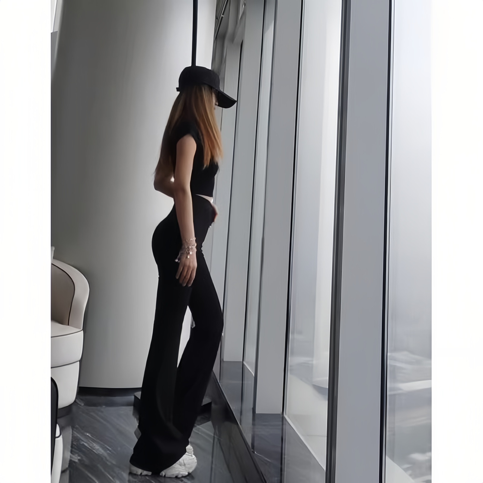 春夏【侧拉链微喇叭】AOAOMISSSHOP 黑色西装裤 销量几万+