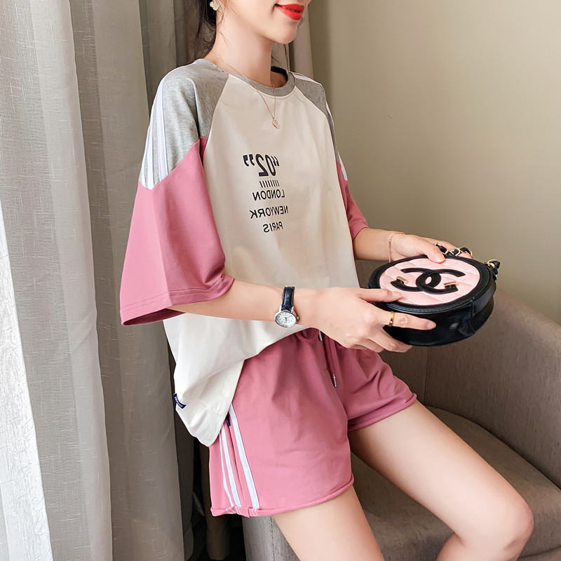 2021 leisure fashion sports suit women's two piece net red loose show thin Hong Kong flavor age reduction