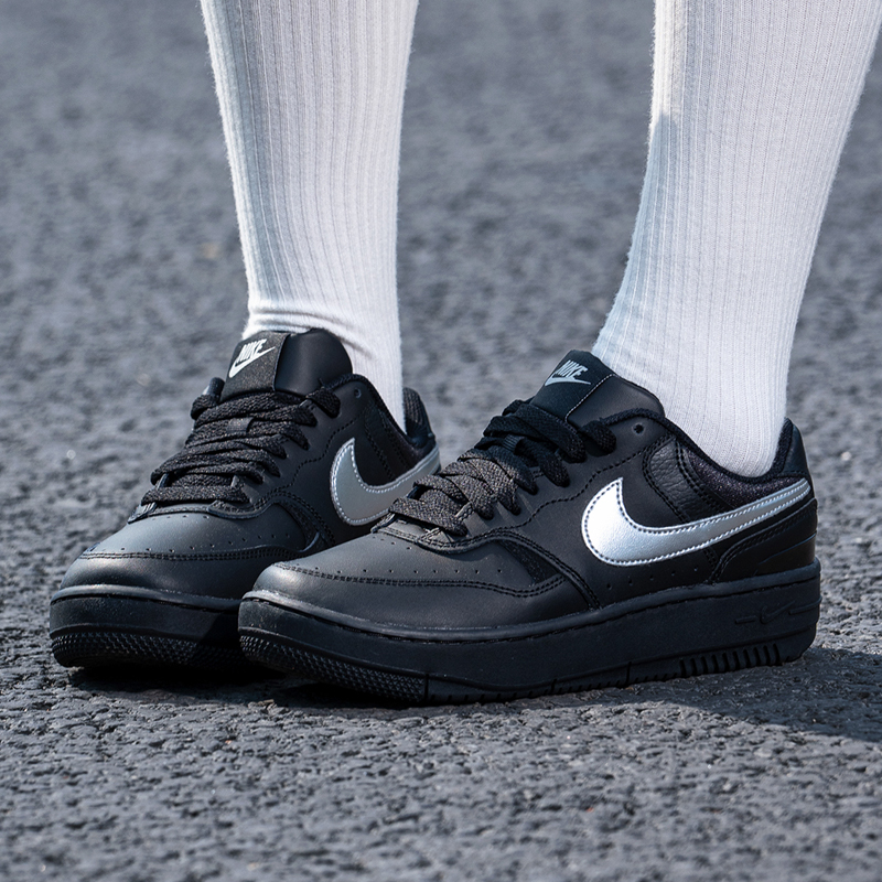 耐克女子运动鞋，强势来袭