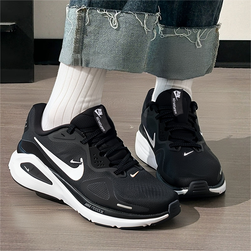 耐克25新款冬季缓震跑步鞋