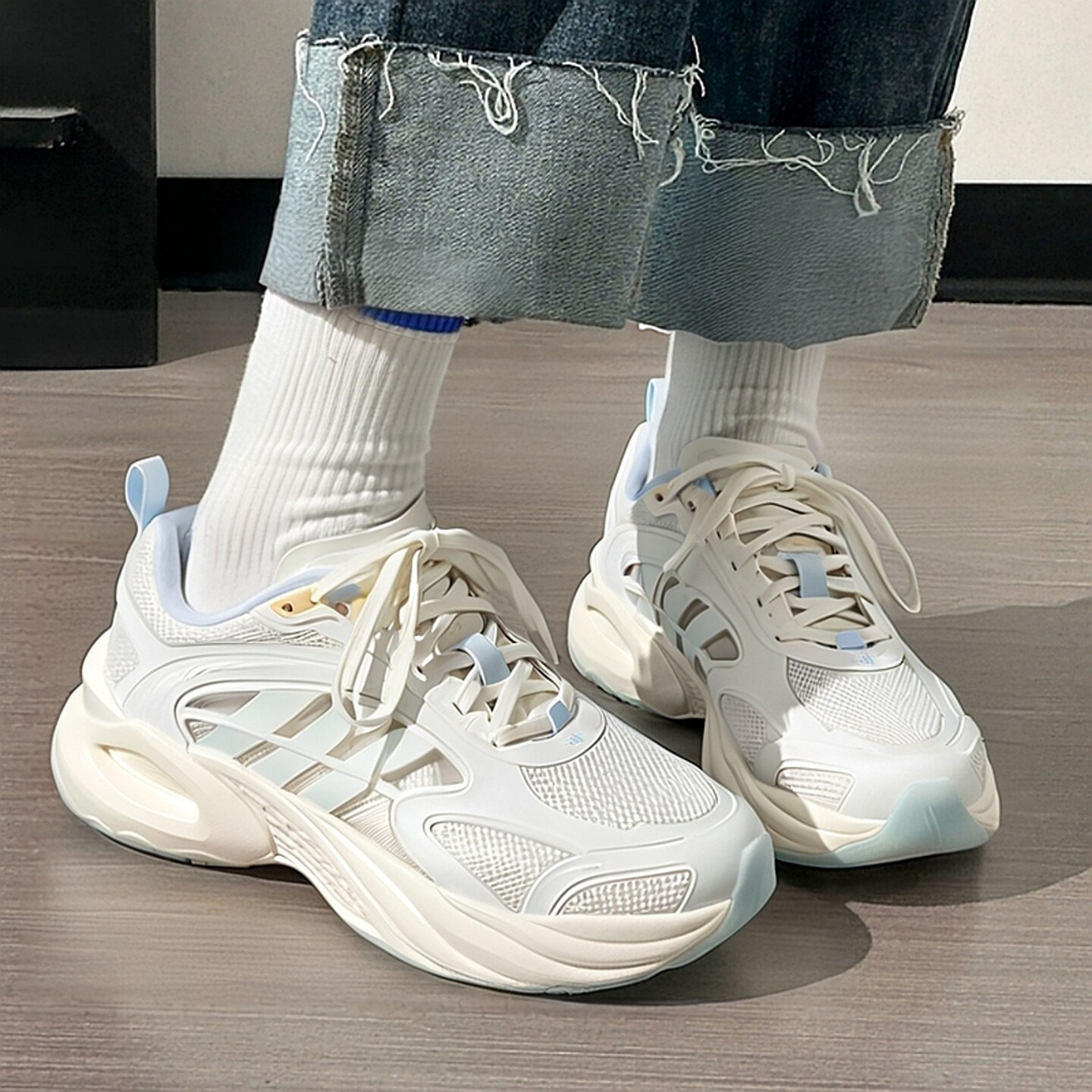 阿迪达斯清风鞋女鞋2026新款夏季轻便透气运动鞋Adidas跑步鞋女士