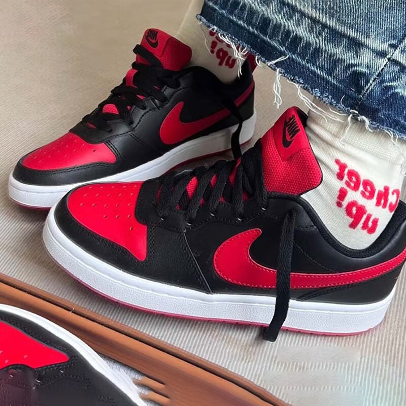 nike耐克黑红禁穿低帮板鞋女皮面耐磨运动鞋软底防滑休闲鞋dv5456