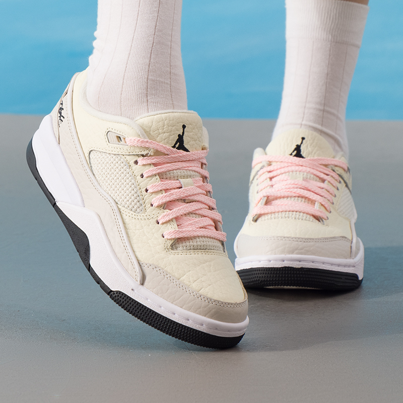 皮革鞋面 缓震中底