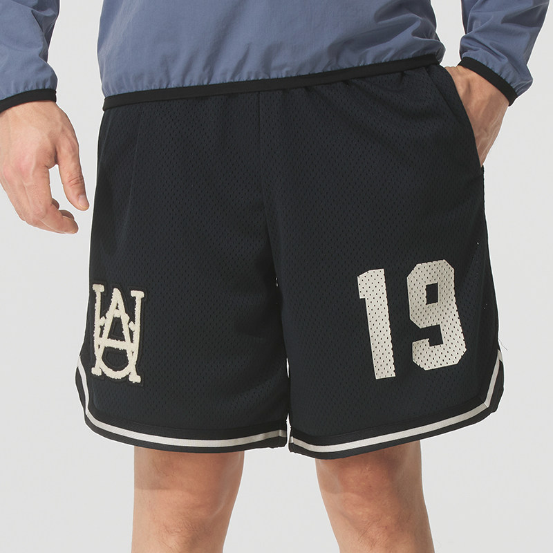 安德玛官UA男裤跑步训练裤子CourtsideHoops男子透气篮球运动短裤