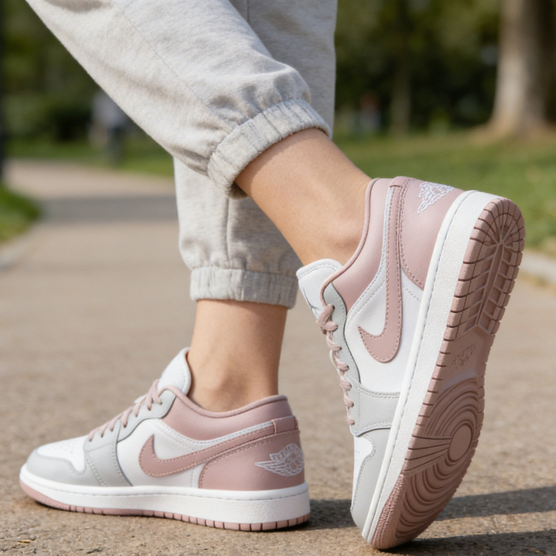 耐克nike正品女鞋官方旗店aj1低帮休闲板鞋少女玫红休闲鞋DC0774,运动鞋new,运动休闲鞋,淘宝优惠券,粉丝福利购,淘宝优惠卷