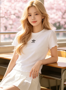 阿迪达斯白色短袖女装夏季新款圆领半袖上衣服短款运动T恤KE1107