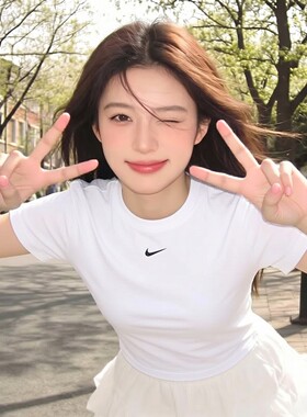 耐克短袖女款26夏季新款白色修身跑步衣透气圆领半袖上衣冰丝T恤