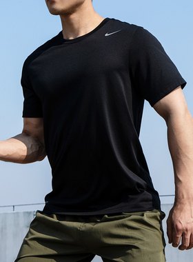 Nike耐克官方训练快干T恤男士2025新款运动服透气黑色短袖IB8898