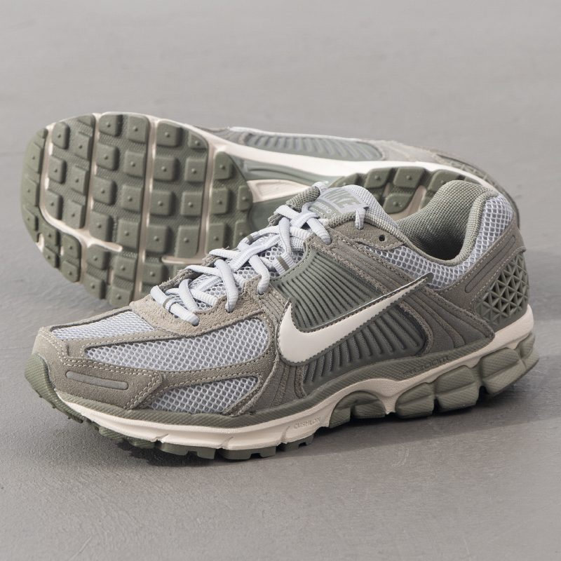 Nike耐克ZOOM VOMERO 5休闲鞋男鞋2025夏季新款网面运动鞋HF1553