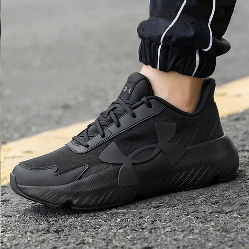 安德玛运动鞋男鞋春夏新款黑武士透气轻便跑步鞋耐磨缓震运动鞋男