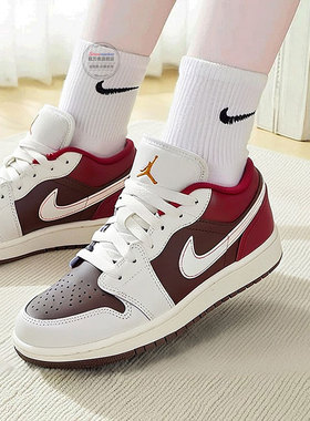耐克官方女鞋马年26新年款AJ1芝加哥白棕红板鞋篮球鞋IR7600-211