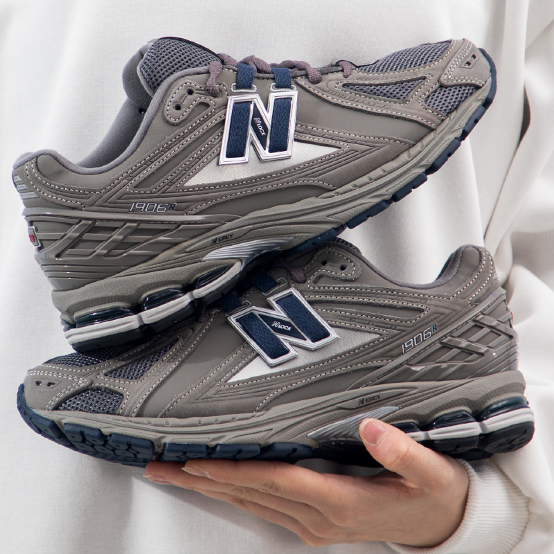 NewBalance休闲运动鞋